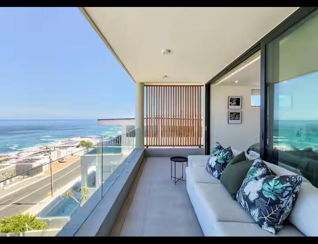 6 BEDROOM HOUSE TO LET IN CAMPS BAY